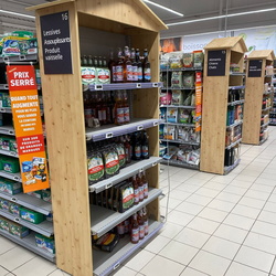 Carrefour Samoens (74)